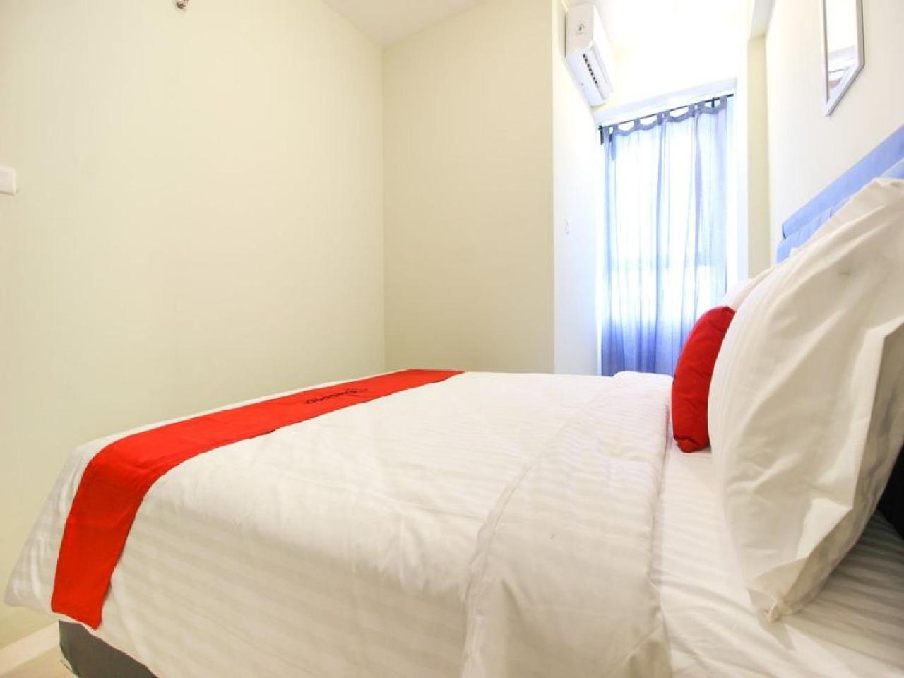 Reddoorz Apartment @ Malioboro City Adisucipto Maguwo Exterior photo